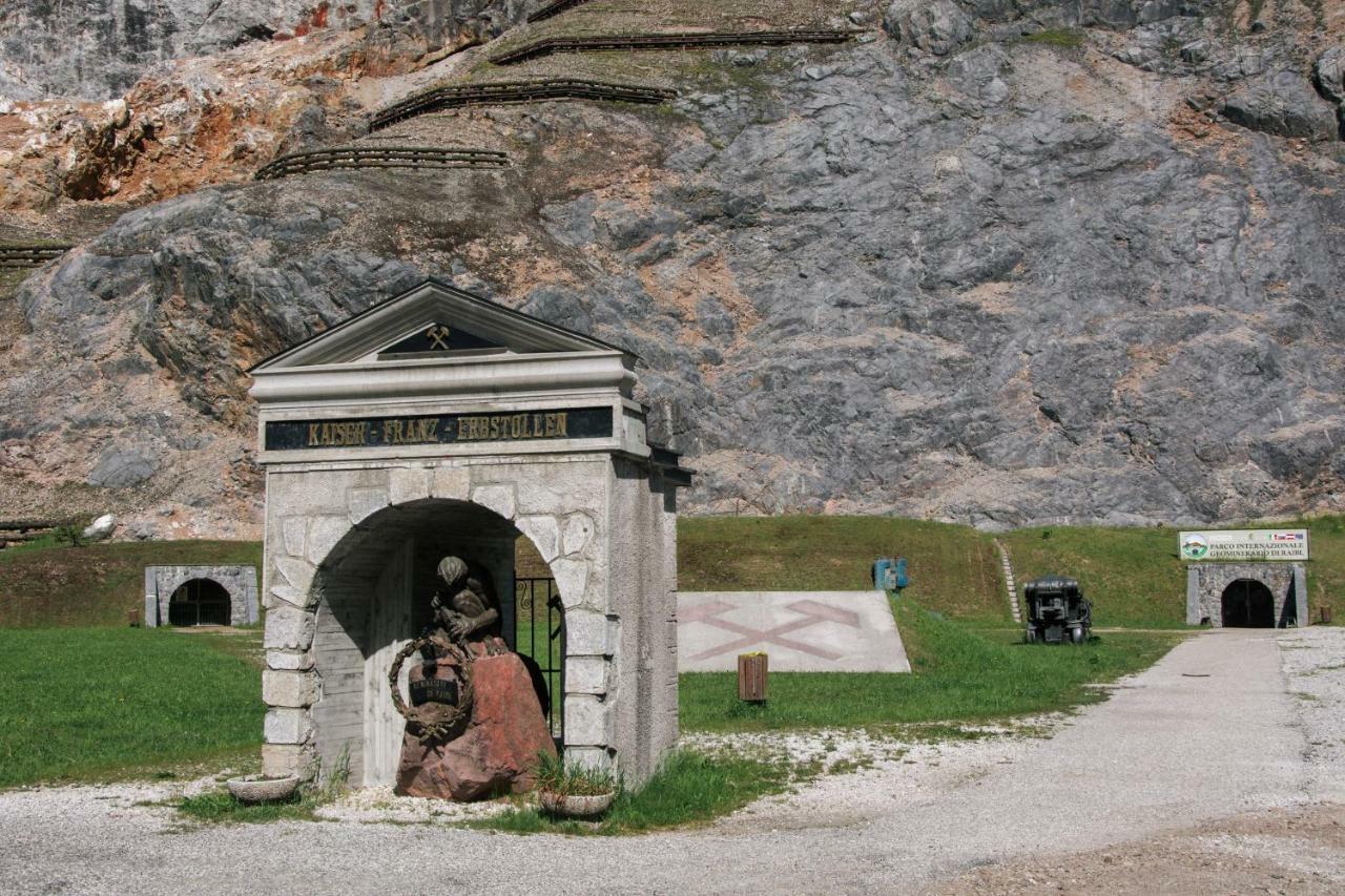 La Casa Di Davide - David Home Cave del Predil Екстериор снимка